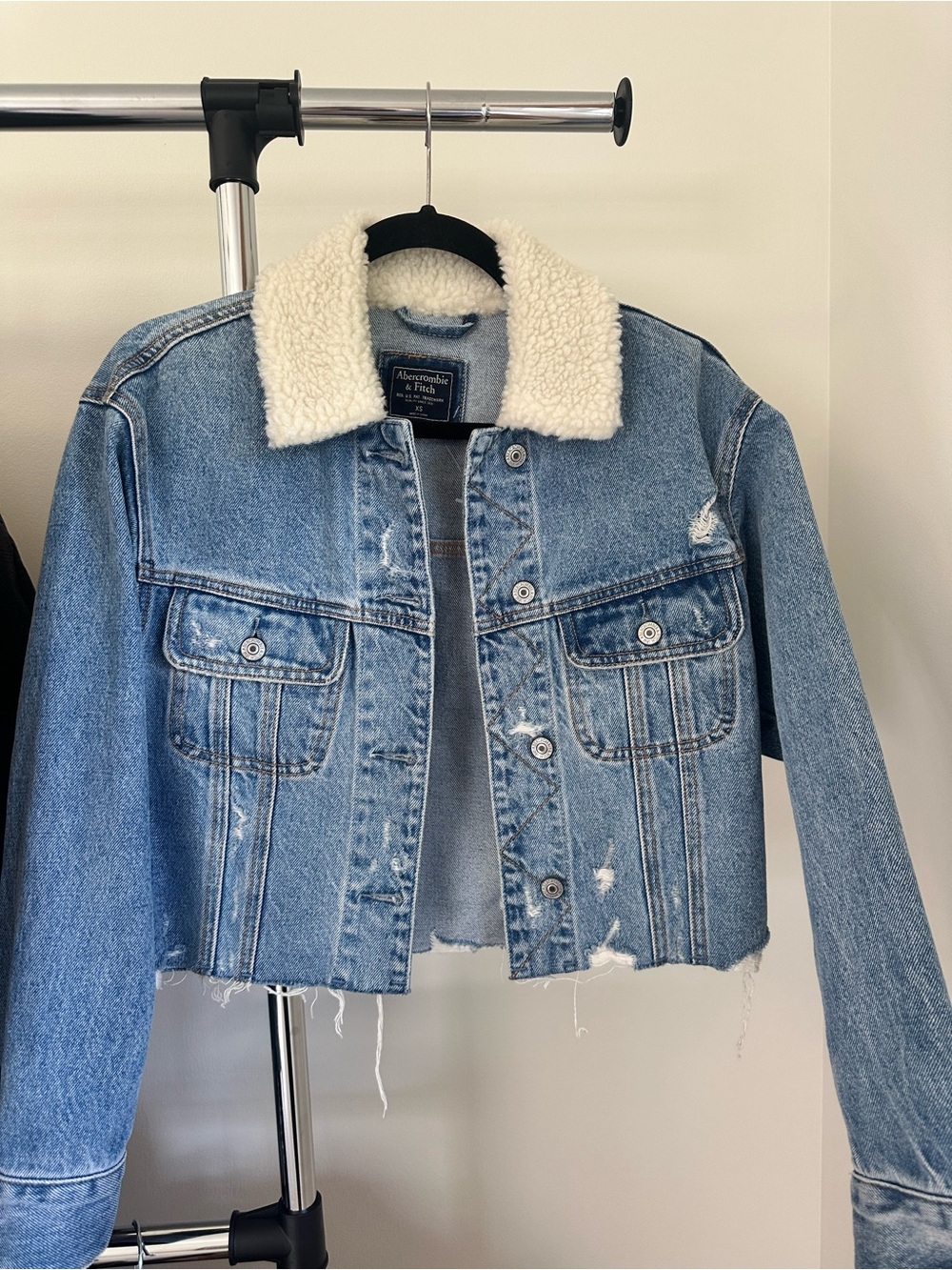 Abercrombie & Fitch Light Blue Cropped Denim Jacket with White Sherpa Collar